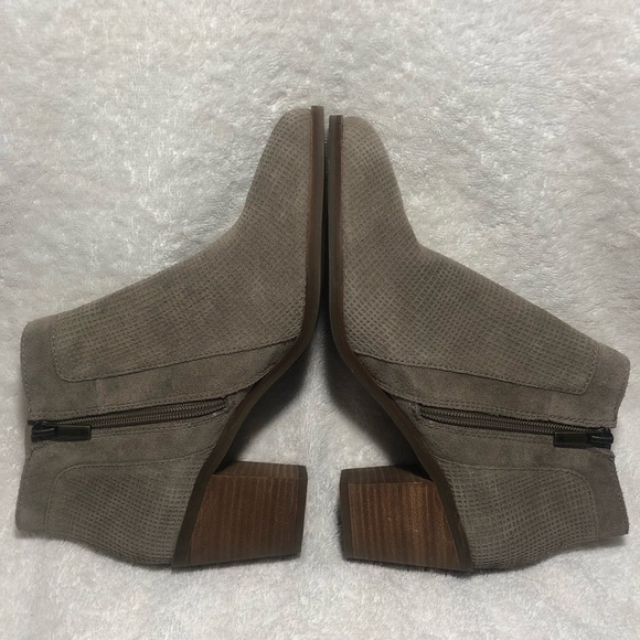 Lucky Brand LP Ponic Ankle Boots Heel Shoes Taupe Suede Leather Womens Size 10M - Picture 5 of 9